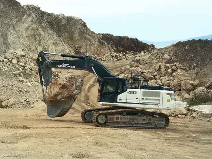 Excavadora sobre orugas HIDROMEK HMK410LCUHD-H4