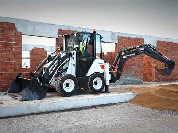 Miniexcavadora HIDROMEK HMK62SS