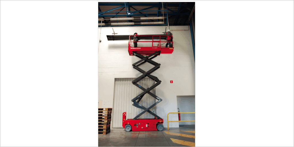 Plataforma de tijera MANITOU 100SEC